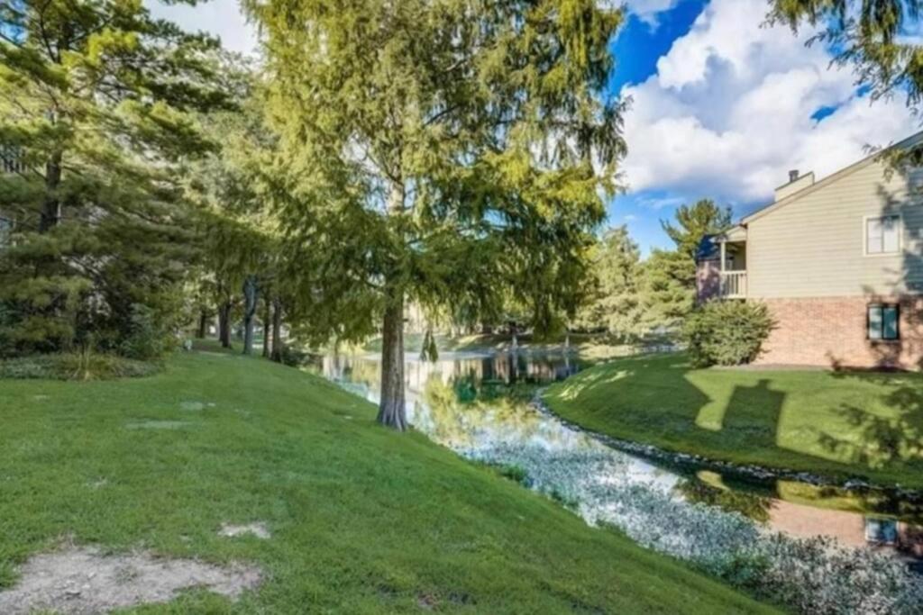 Watchtower Condo At Eagle Creek Индианаполис Экстерьер фото